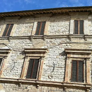 아파트 Palazzo Calocci In